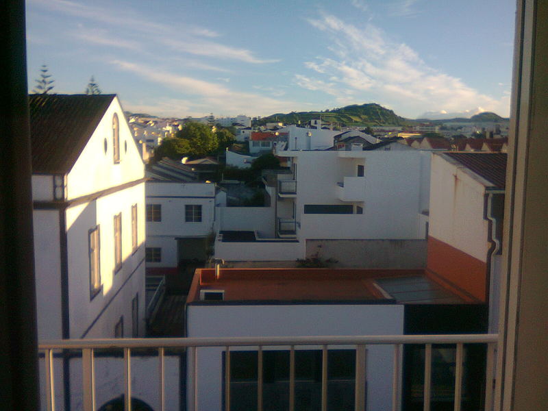Vista Norte desde el apartamento de Nacho en Ponta Delgada
